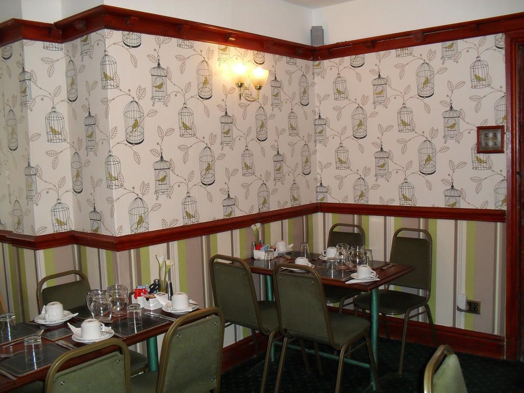 Delamere Hotel Блекпул Екстериор снимка
