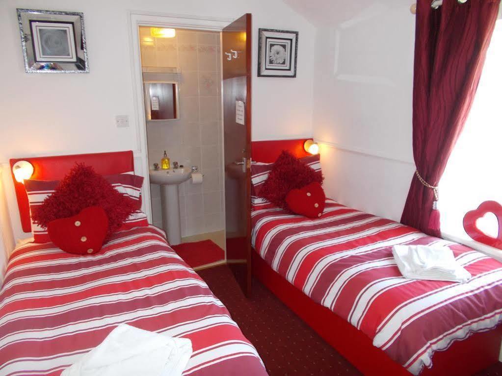 Delamere Hotel Блекпул Екстериор снимка
